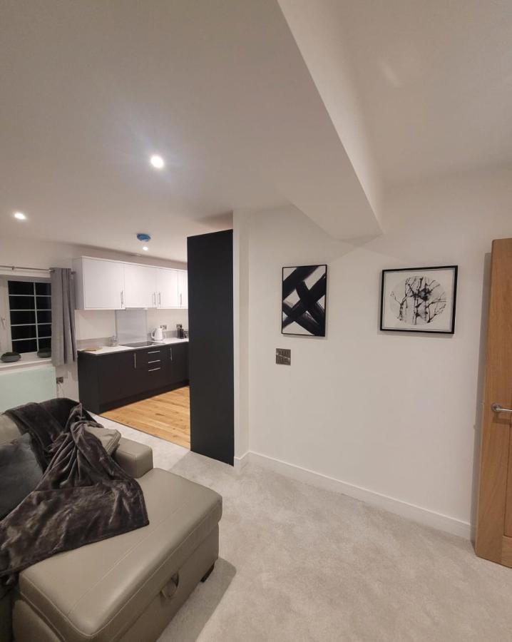 Luxury 1 Bed Apartment In The Centre Of Rochester 로체스터 외부 사진