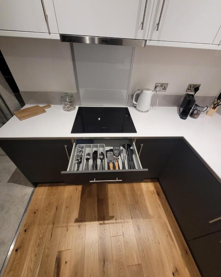 Luxury 1 Bed Apartment In The Centre Of Rochester 로체스터 외부 사진